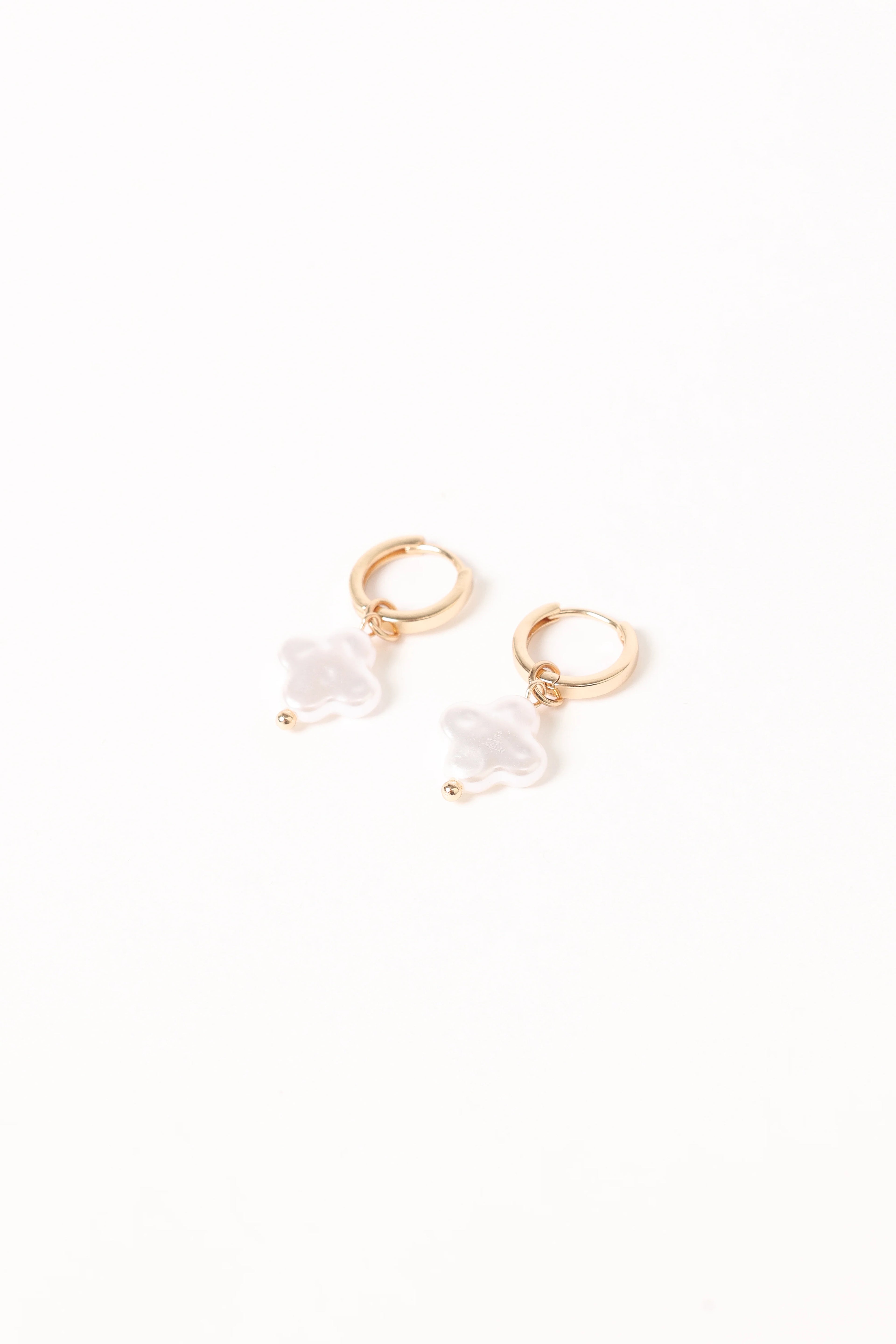 Kieran Earrings - Gold/Pearl