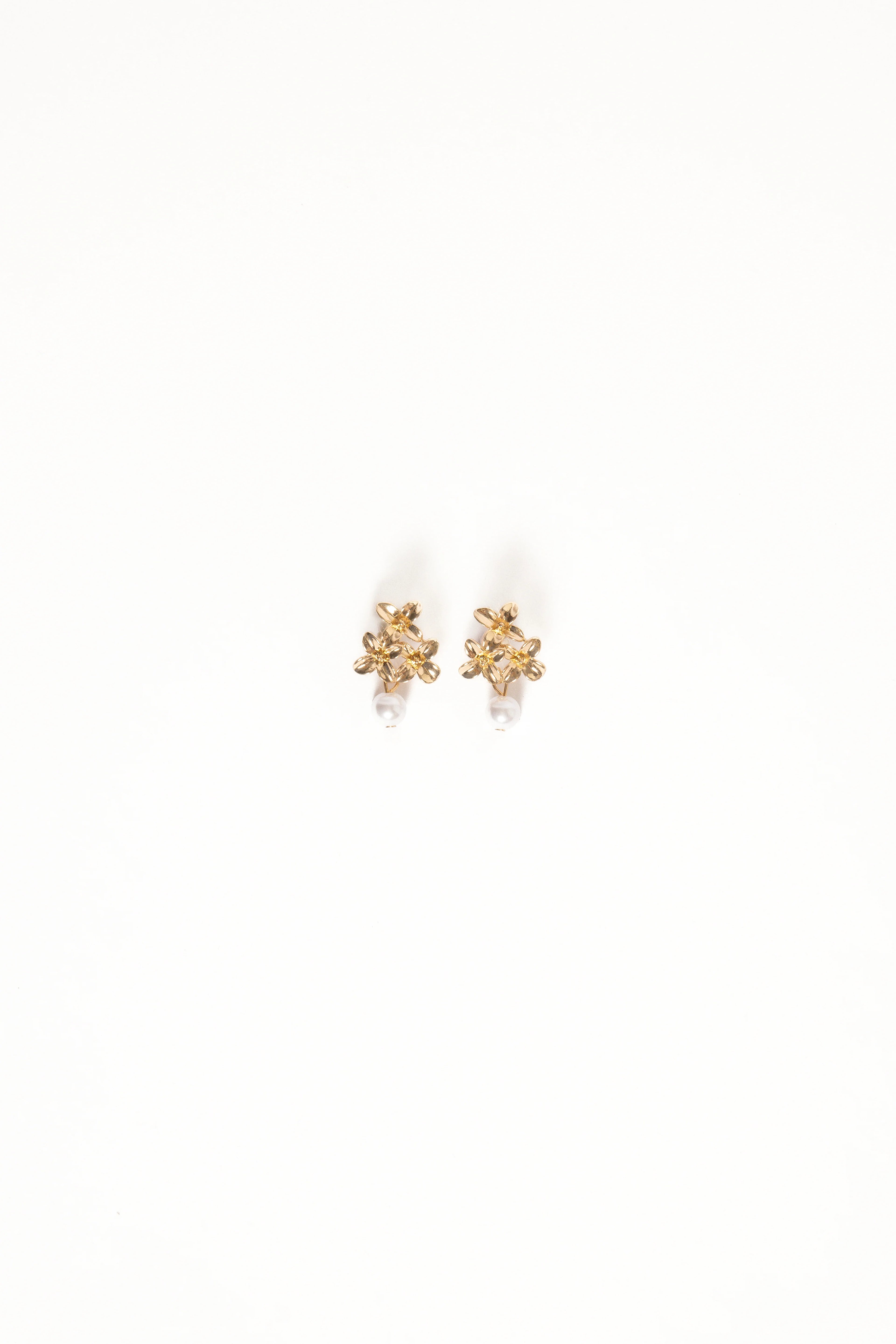 Amani Earrings - Gold/Pearl