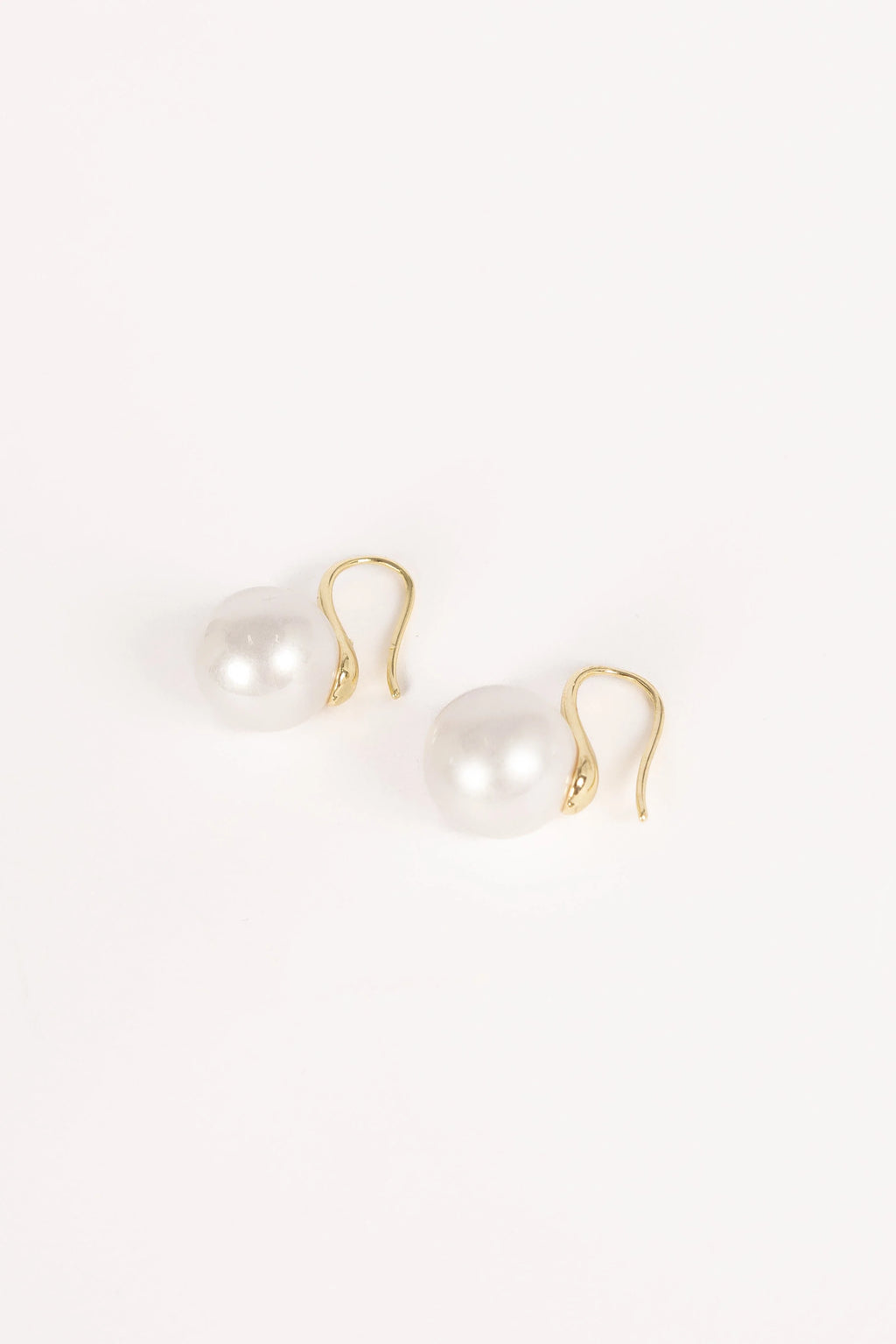 Daniella Pearl Earrings - Gold